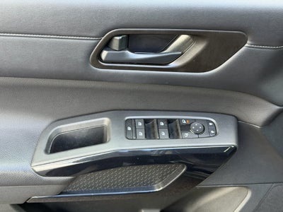 2024 Nissan Pathfinder S