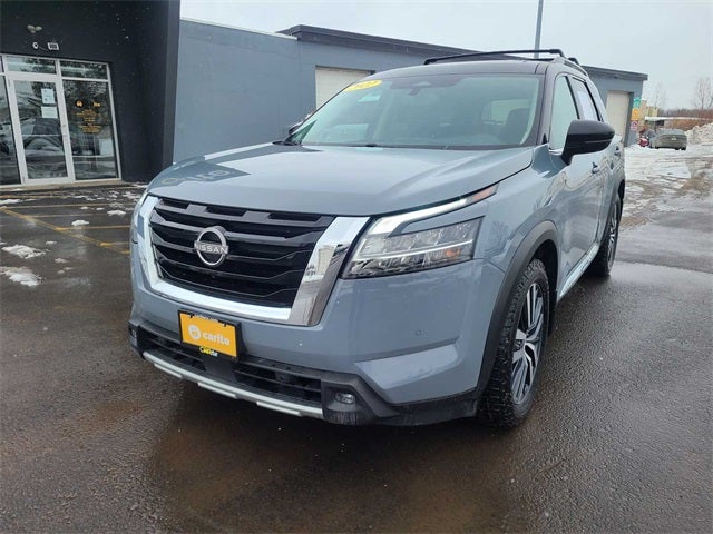 2022 Nissan Pathfinder Platinum