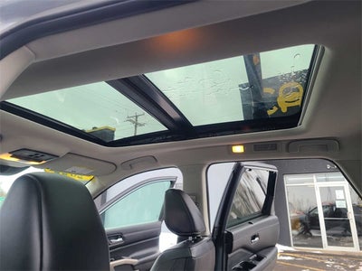 2022 Nissan Pathfinder Platinum