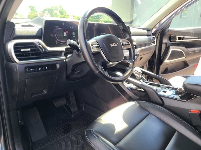 2023 Kia Telluride LX