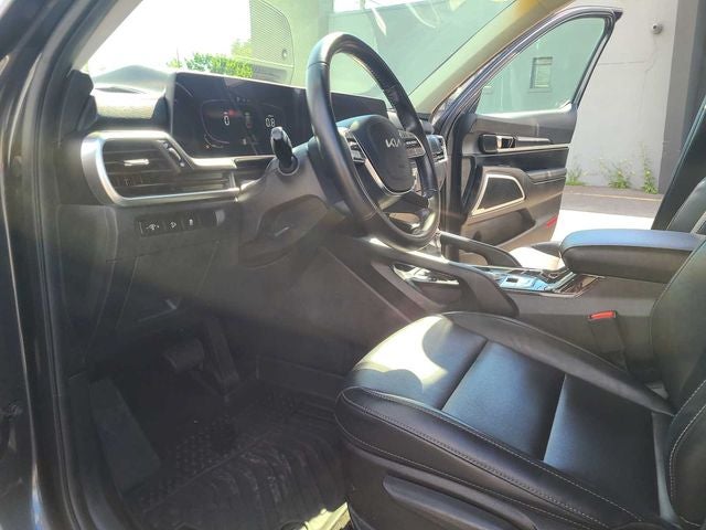 2023 Kia Telluride LX
