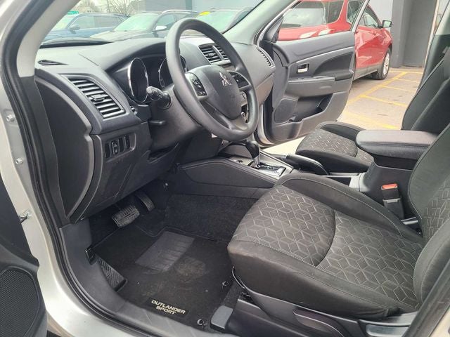2024 Mitsubishi Outlander Sport 2.0 ES
