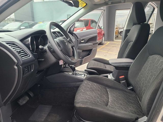 2024 Mitsubishi Outlander Sport 2.0 ES