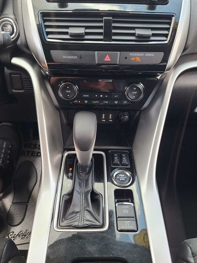2025 Mitsubishi Eclipse Cross SE