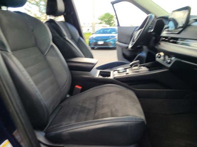 2023 Mitsubishi Outlander SE