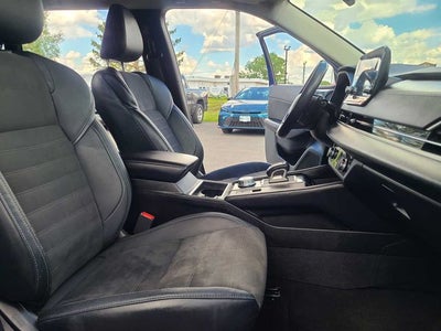 2023 Mitsubishi Outlander SE