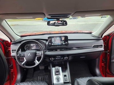 2022 Mitsubishi Outlander SEL