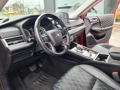 2022 Mitsubishi Outlander SEL