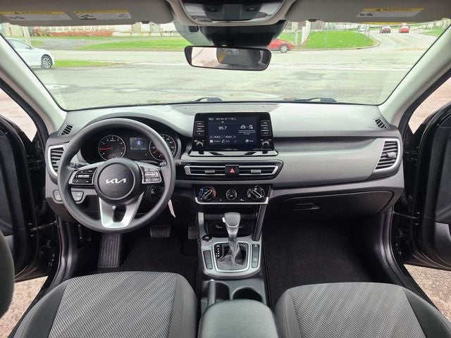 2023 Kia Seltos LX