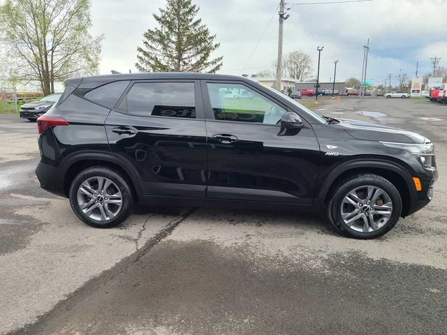 2023 Kia Seltos LX