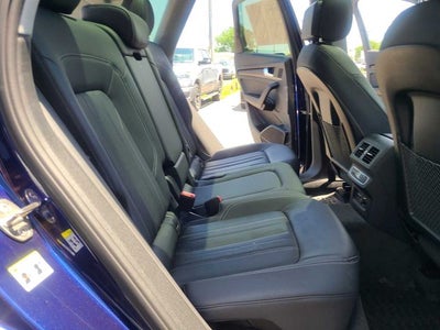 2023 Audi Q5 45 S line Premium quattro